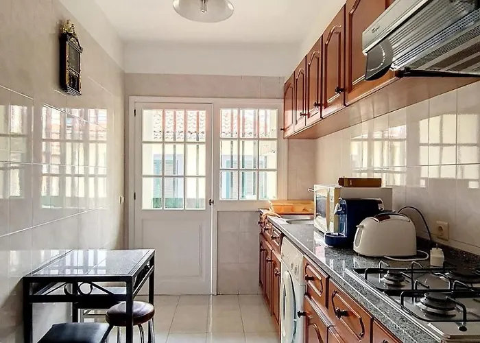 In Funchal- In Der Naehe Von Farmers Market By Interhome